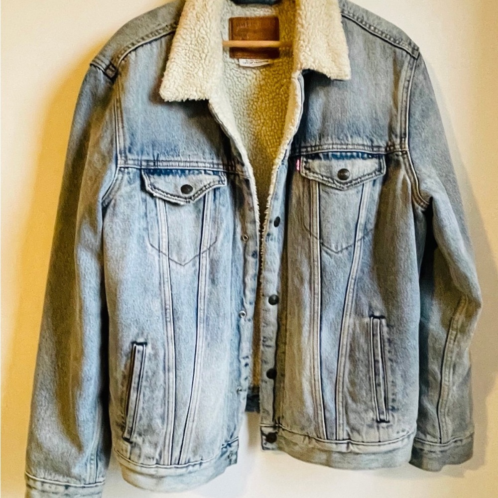 Levi's Blue Lightweight Denim Jacket with Corduroy Collar